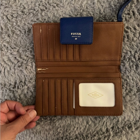FOSSIL Blue Women's Wallet - Picture 5 of 7